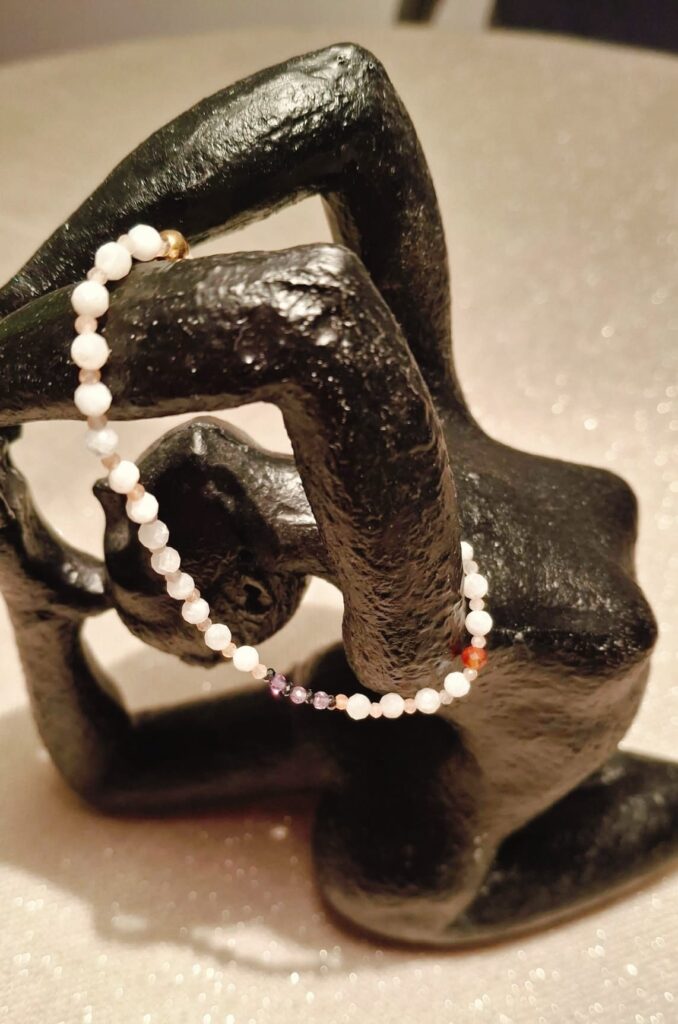 bransoletka-678x1024 Męska koralowa bluza Morza Aniołów