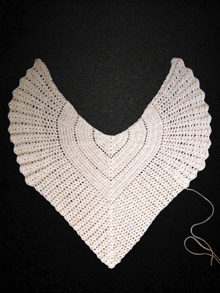 jGnpOuGYxZWJ-IMG_20260319_185222-768x1024 Męska koralowa bluza Morza Aniołów